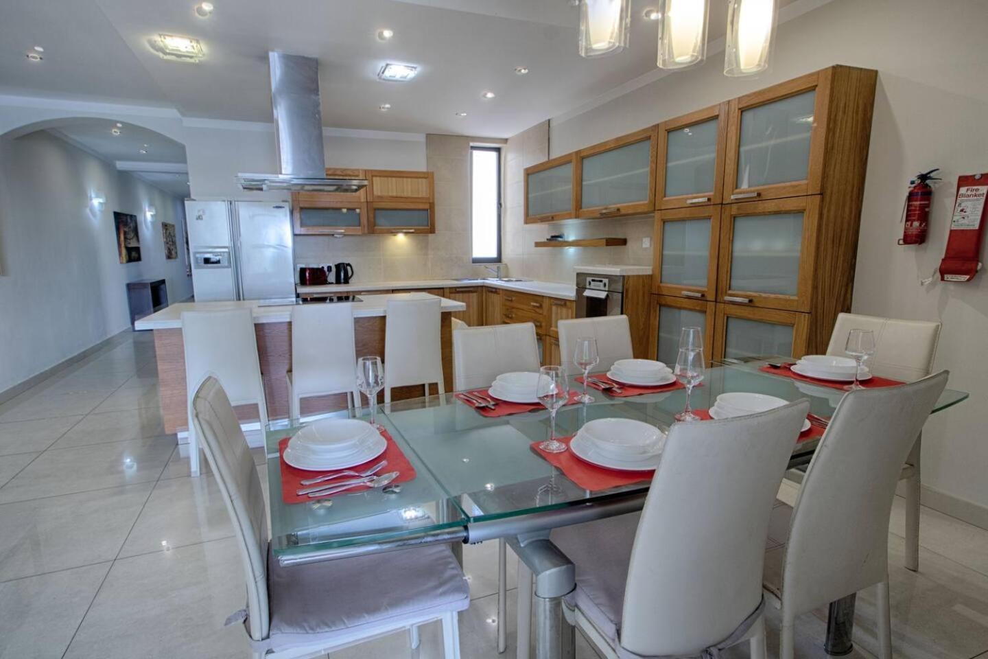 The Strand Apartments By Homely สลีมา ภายนอก รูปภาพ